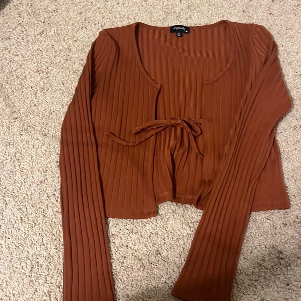 Ribbed rust colored long sleeve